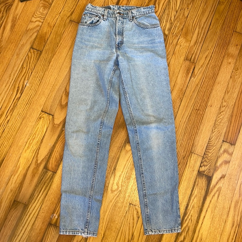 Vintage Levi’s 90s 550 straight leg relaxed fit 27